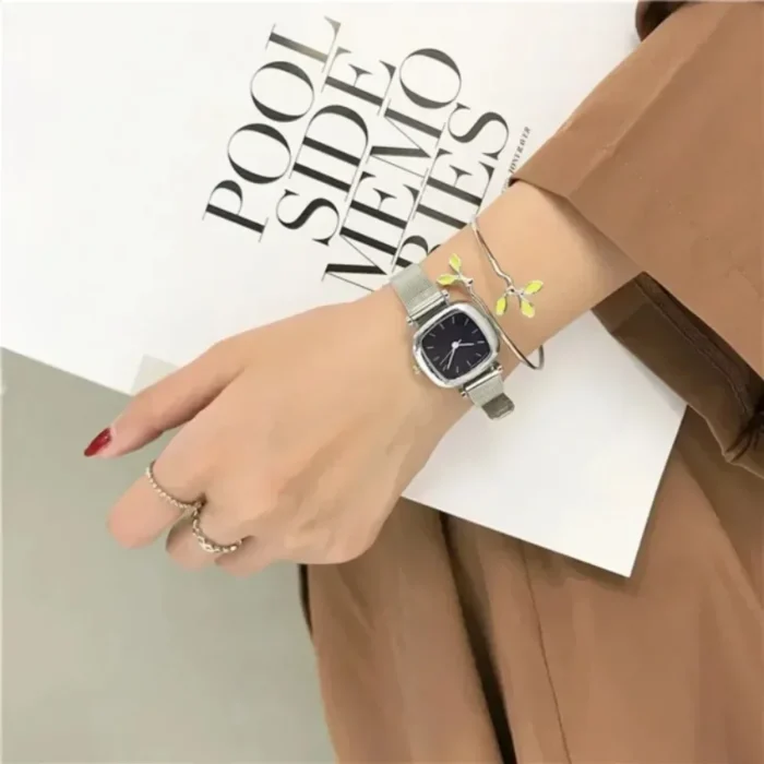 Relógio Feminino MOONBIFFY Analógico-Digital Minimalista Pulseira Aço Inox. - Imagem 3