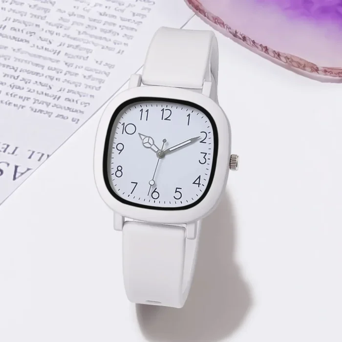 Relógio MOONBIFFY ZN44701: Estilo e Funcionalidade para o Dia a Dia. - Imagem 3